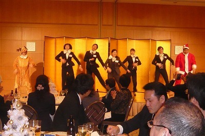 第17回 クリスマス親睦会_e0190287_19452939.jpg
