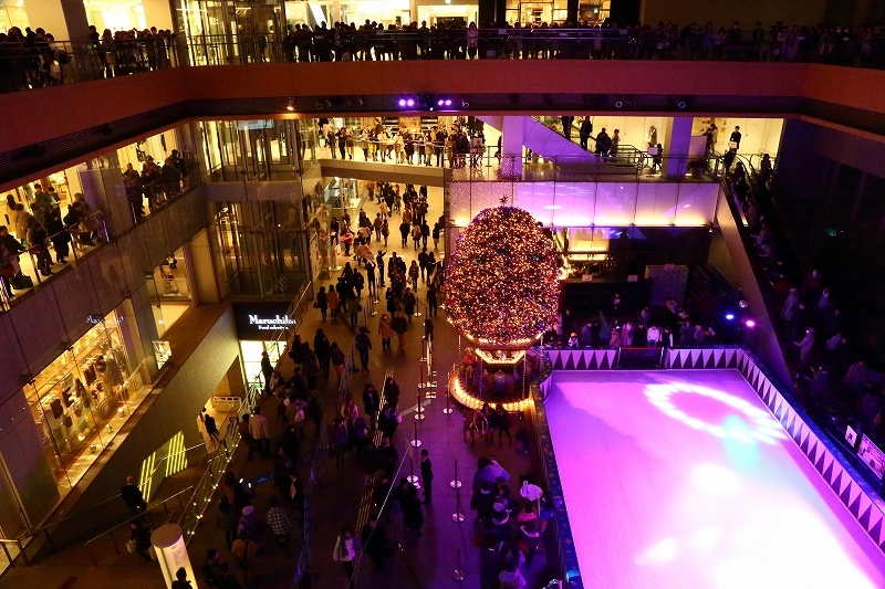 東京ミチテラス2015の 東京駅スペシャルライトアップ その前にちょっとだけ羽生君のスケートリンクに寄り道 旅プラスの日記 東京ミチテラス2015の 東京駅スペシャルライトアップ その前にちょっとだけ羽生君のスケートリンクに寄り道 旅プラスの日記