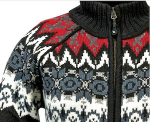 アイスランドのおしゃれさんに人気！見た目セーター、実は防風機能のジャケット！_c0003620_20283065.jpg
