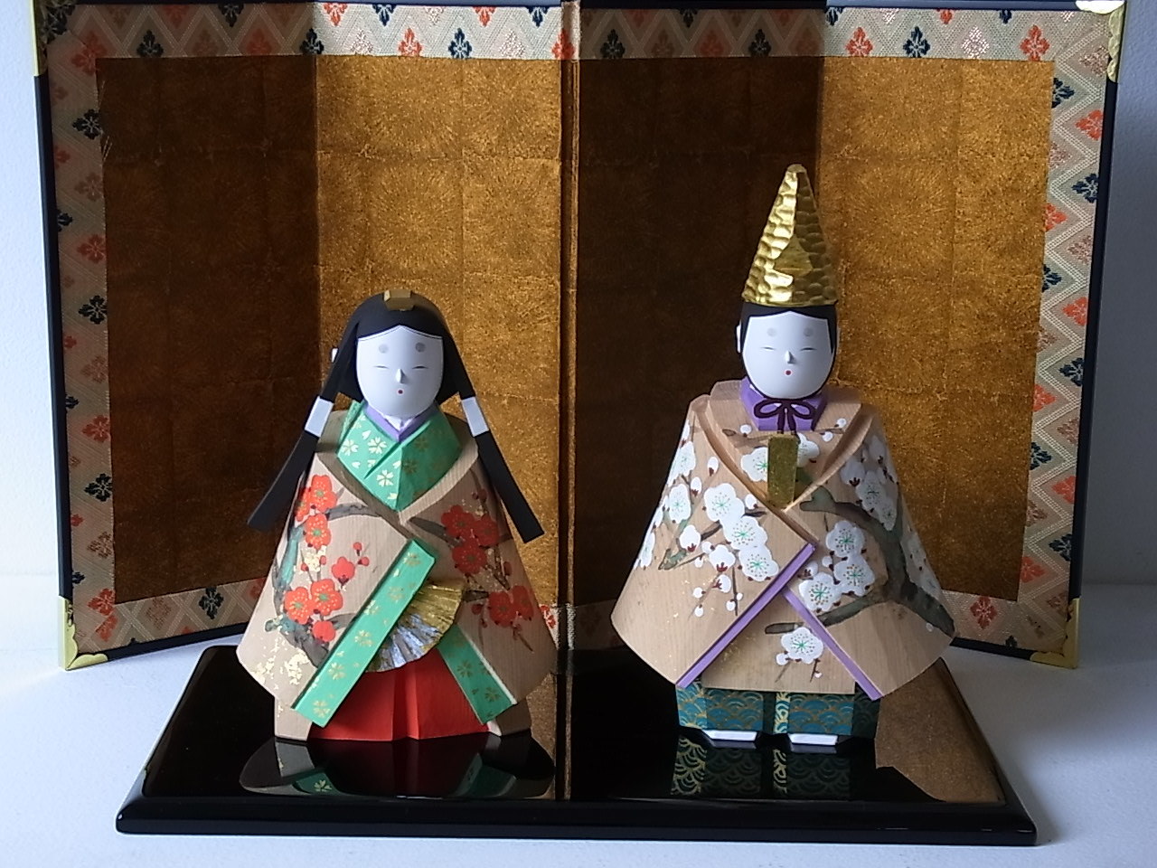 20160220開催中 《奈良一刀彫ひな人形 吉岡一泰展 》立雛2_e0256889_22115112.jpg