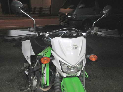 H島クン号 KLX125のメンテ？？(笑)_c0086965_17153599.jpg