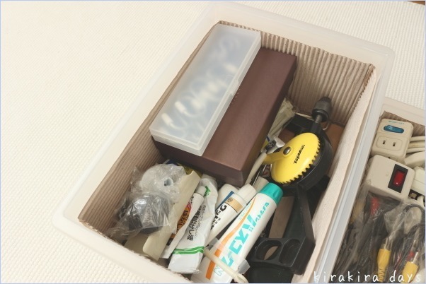 玄関靴箱の上、工具箱の整理☆ その2_f0354014_21292357.jpg