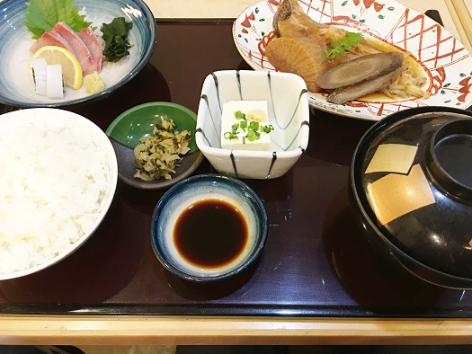 12月の博多　④かじ天さんのランチと博多名物鯛カツ弁当_b0160142_23124914.jpg