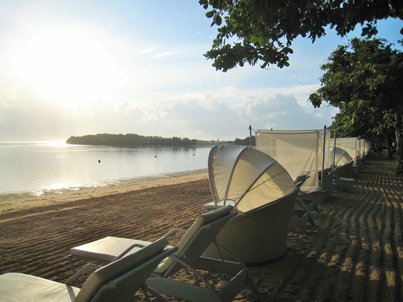 バリ旅.6　Westin NusaDua3　ビーチの朝と夜_f0032812_8431782.jpg