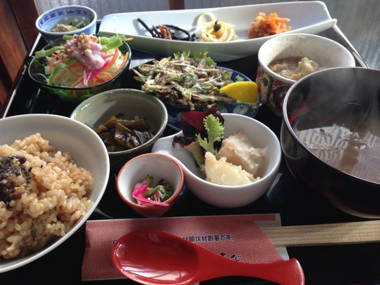 里芋かき揚げ定食。/おせち2日目。_f0168084_2373951.jpg