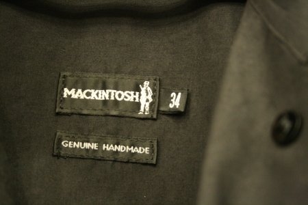 2015 OCT ヨーロッパ後記３9（入荷 マッキントッシュ プラダ コート）_f0180307_04463637.jpg