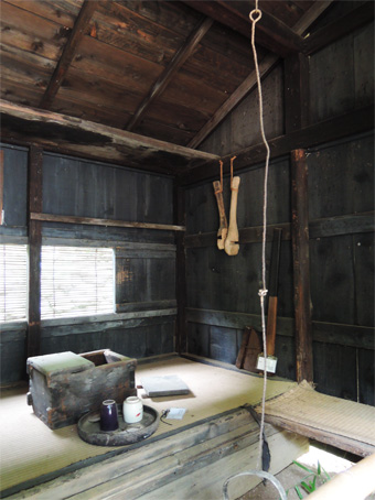 革新的な建築　「船頭小屋」_c0195909_13434787.jpg