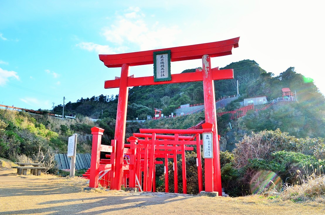  “CNN日本の最も美しい場所31選～元乃隅稲成神社”_d0153941_13512722.jpg