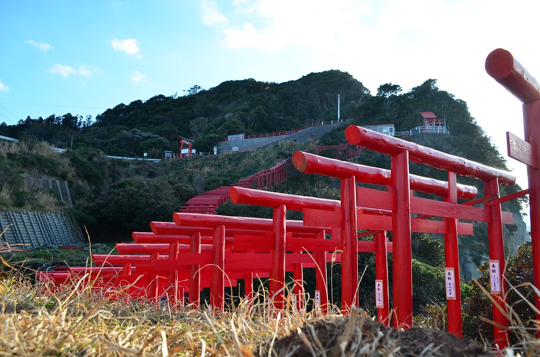  “CNN日本の最も美しい場所31選～元乃隅稲成神社”_d0153941_13513739.jpg