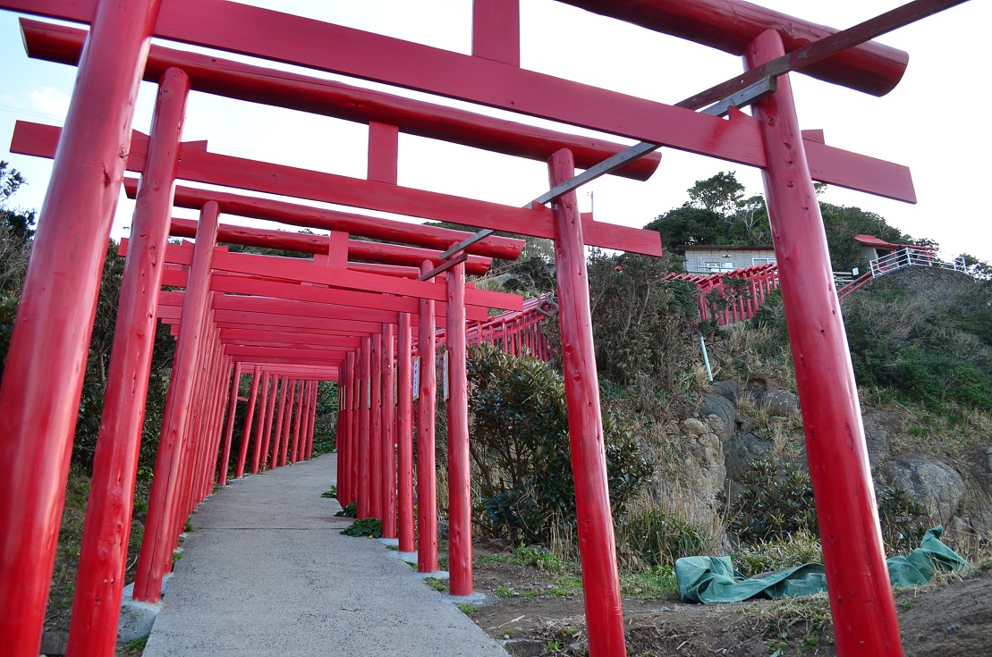  “CNN日本の最も美しい場所31選～元乃隅稲成神社”_d0153941_13525891.jpg