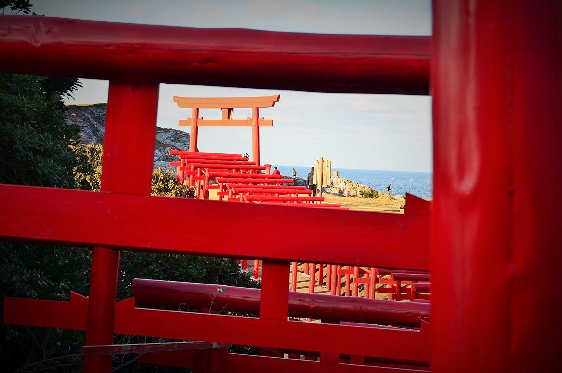  “CNN日本の最も美しい場所31選～元乃隅稲成神社”_d0153941_1353195.jpg