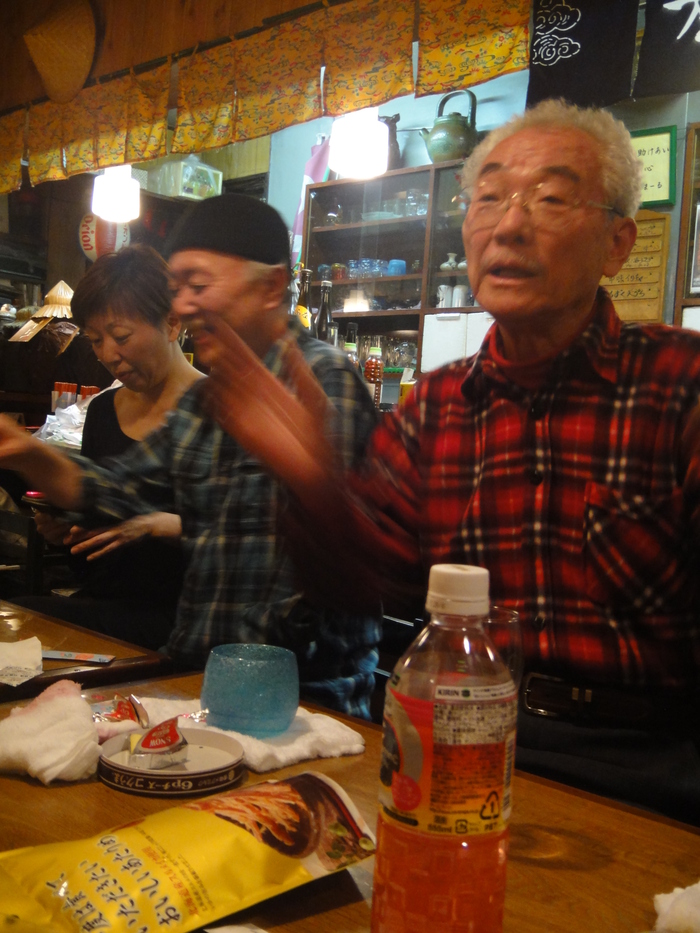 ◆とある日の忘年会・第2ラウンド ~個性派ぞろいのメンバー(笑)~_f0238779_05253.jpg