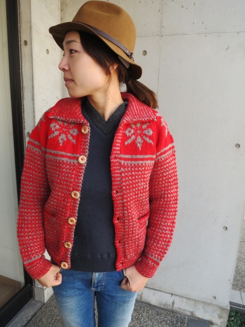 人気の奴の第2弾!!です。。。Kato V NECK SWEAT SWEATER・其の②_d0152280_14422399.jpg