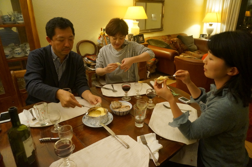 12/9 CX新支局長ご夫妻と「さーて何を食おうかな?」_c0180686_07455974.jpg