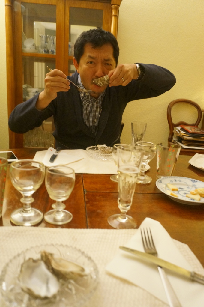 12/9 CX新支局長ご夫妻と「さーて何を食おうかな?」_c0180686_07465574.jpg