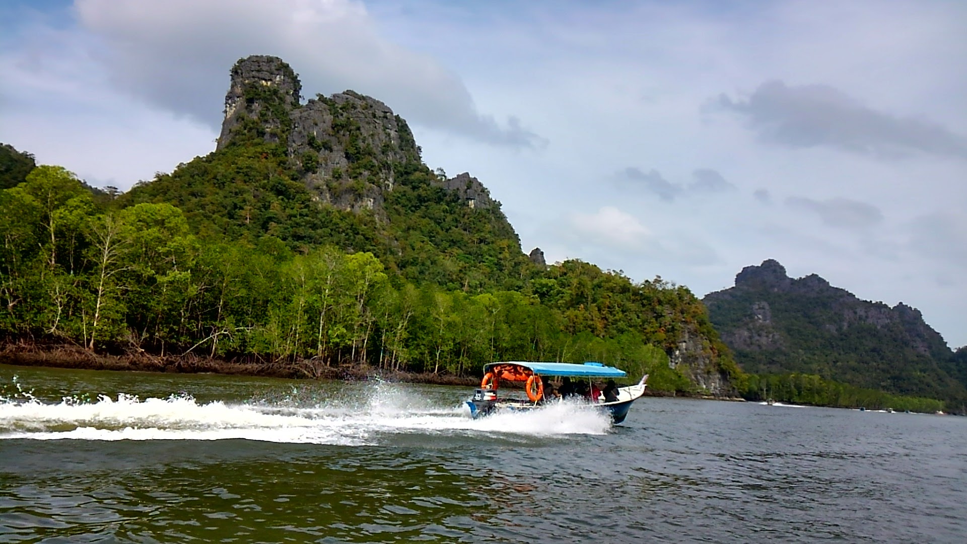 a0224502_14335575.jpg