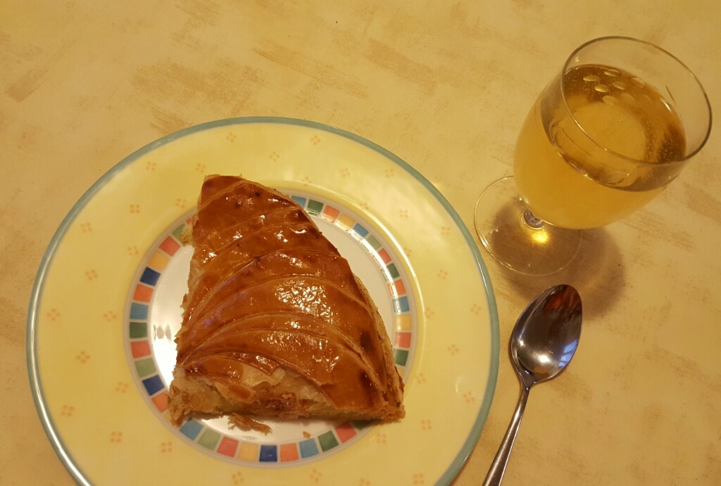 Galette des rois !!!(ガレット デ ロワ)_c0240600_02150883.jpg