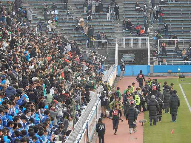 桐光学園vs青森山田@ニッパツ三ツ沢球技場（観戦）_b0000829_9131283.jpg