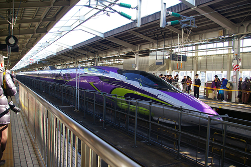 新大阪駅にて「TYPE EVA」を撮影_b0283432_23335893.jpg