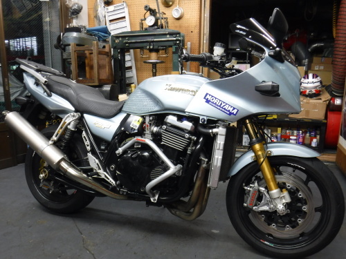 ZRX1100・・・FCRキャブにTPS装着。その１_a0163159_22424808.jpg