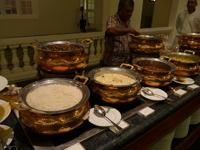 スリランカへ行く。③ ~朝からカレーです~_f0232060_153546.jpg