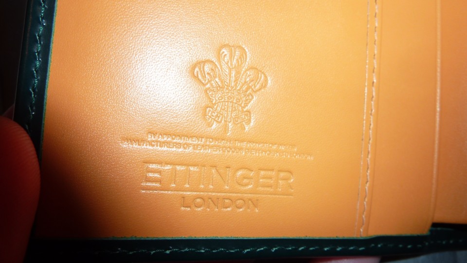 モダンブルー購入 ETTINGER PURSE NOTE CARD CASE GREEN 財布 2016年~使用_b0029688_2274356.jpg