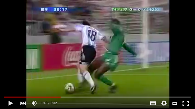 A Happy New Year Messi!： 天才メッシは全寮制で生まれたのだ！全寮制の時代_e0171614_83696.png