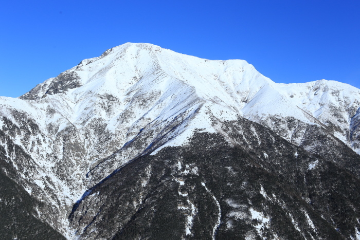 正月登山　3日目　聖平小屋～上河内岳～茶臼岳～茶臼小屋　160101_e0338862_12591143.jpg