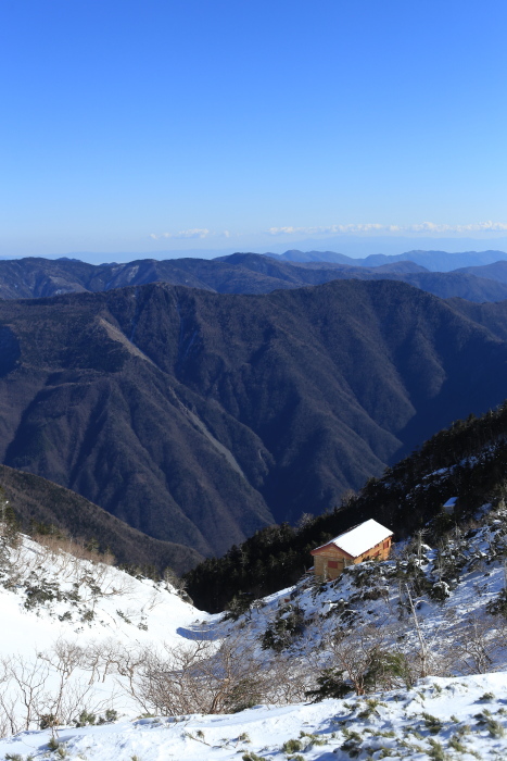 正月登山　3日目　聖平小屋～上河内岳～茶臼岳～茶臼小屋　160101_e0338862_13593594.jpg