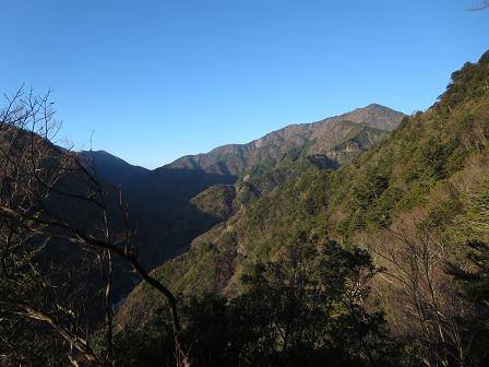 朝日岳　　寸又峡より_f0302771_910394.jpg