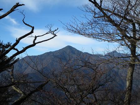 朝日岳　　寸又峡より_f0302771_9112790.jpg