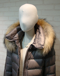 【WINTER SALE】 19.70 のダウンコート★_b0168076_17060076.jpg