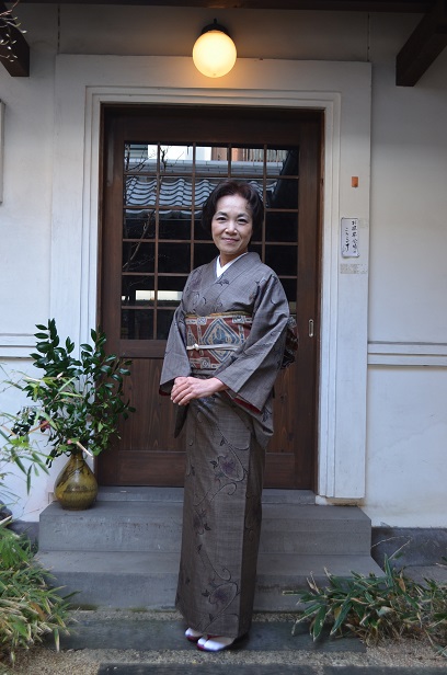 大島紬で、ご友人との新年会へ_d0230676_1523487.jpg
