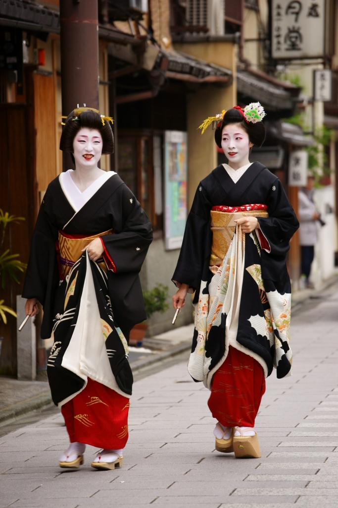 宮川町　新年の挨拶回り１_e0177413_1453756.jpg