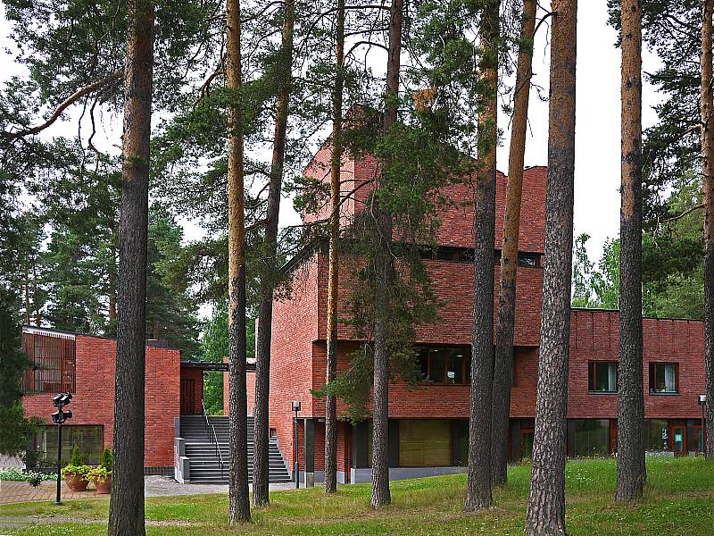 ソビエトモダニズム――中央アジアの壮麗な建築様式を探る - CNN.co.jp