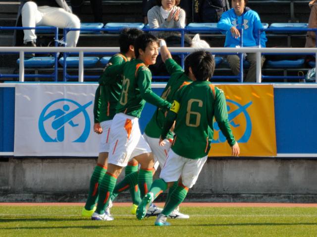 青森山田vs富山第一@ニッパツ三ツ沢球技場(観戦)_b0000829_10335978.jpg