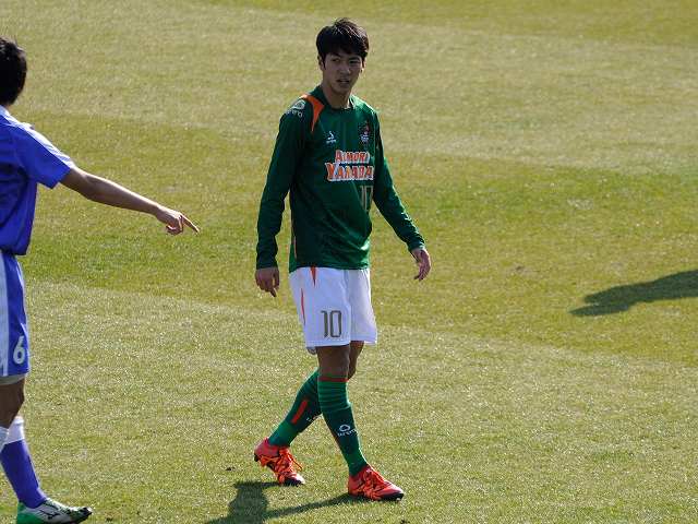 青森山田vs富山第一@ニッパツ三ツ沢球技場(観戦)_b0000829_1036287.jpg