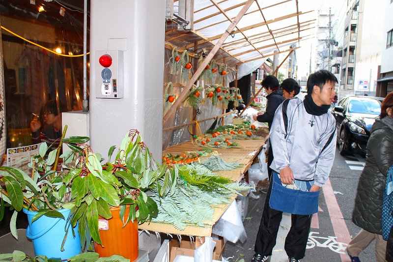 師走のかきいれ時の京都『錦市場』20151230_e0237645_16143583.jpg