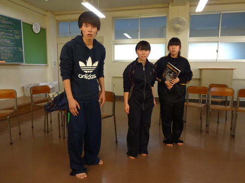 秩父農工科学高校 演劇部 15 12 26 演劇のお医者さん 若林医院 秩父農工科学高校 演劇部 15 12 26 演劇のお医者さん 若林医院