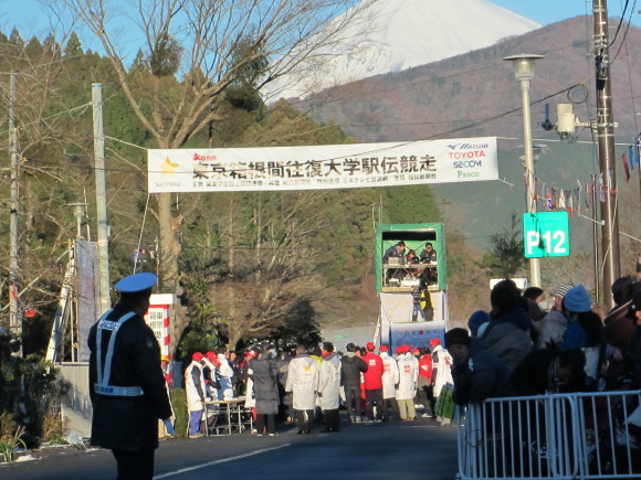 第９２回箱根駅伝《復路　芦ノ湖》２_c0369492_22092660.jpg