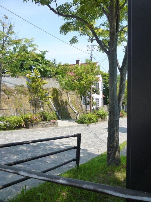 函館元町の旧亀井喜一郎邸(建築家・関根要太郎函館作品再訪、その3)_f0142606_0112273.jpg