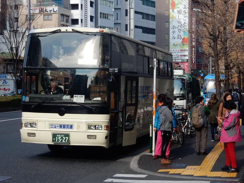 今年もバスはやって来ています（ツアーバス路駐台数調査　2016年1月）_b0235153_13321548.jpg