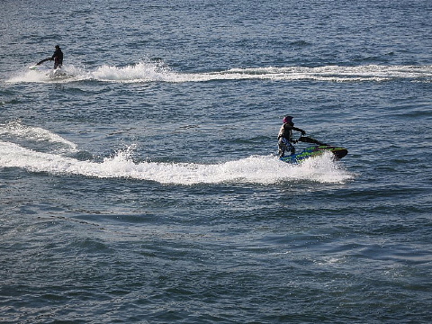 『二人の海』の江ノ島、ぶら歩き。_b0141773_13182940.jpg