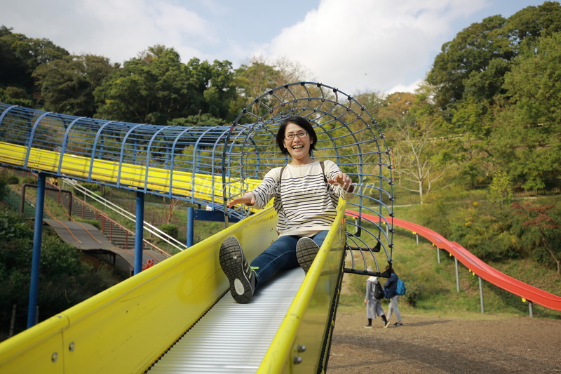 迫力満点なローラー滑り台＠金沢動物園_e0354775_08482983.jpg