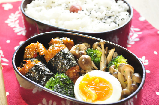 きのうの撮影とつくね海苔巻き弁当_b0171098_829778.jpg