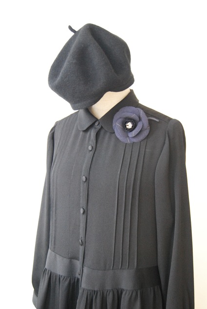 着物りメイク・紋入り喪服クラシカルワンピース_d0127925_13151939.jpg