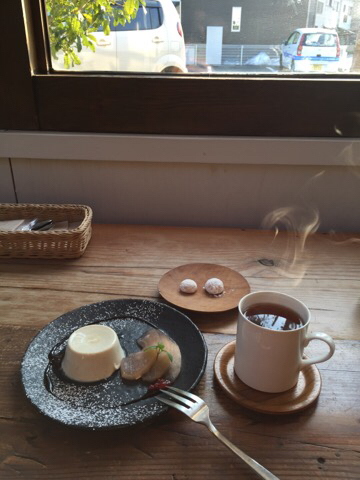 ハーグカフェへ_a0284626_00245105.jpg