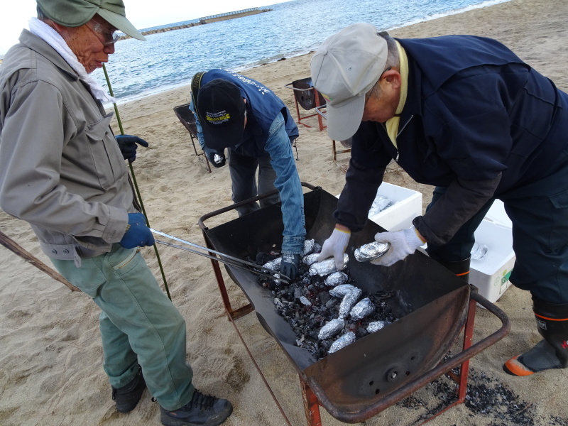 「新春里海まつり2016」『とんど&焼き芋 』  in　せんなん里海公園　　　　　by　　　  (TATE-misaki)_c0108460_20212603.jpg