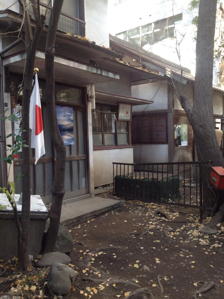 新橋の塩釜（鹽竈）神社_c0361995_23513380.jpg