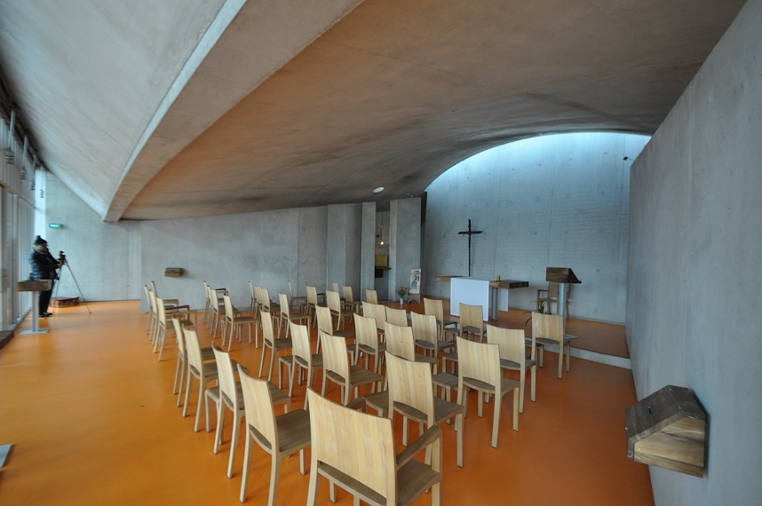 e0028417_23586.jpg